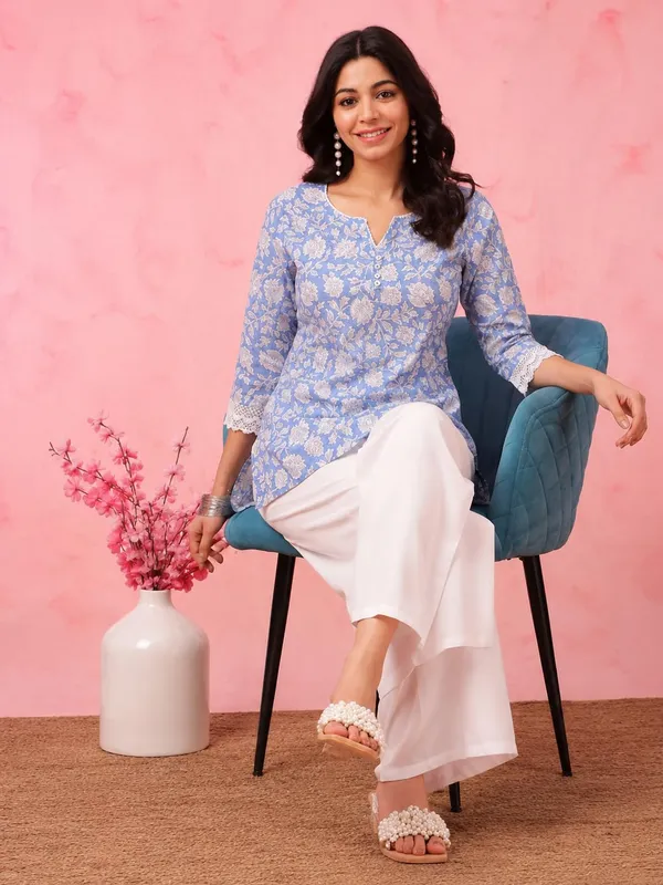 Women_S_Rayon_Straight_Kurti_Set