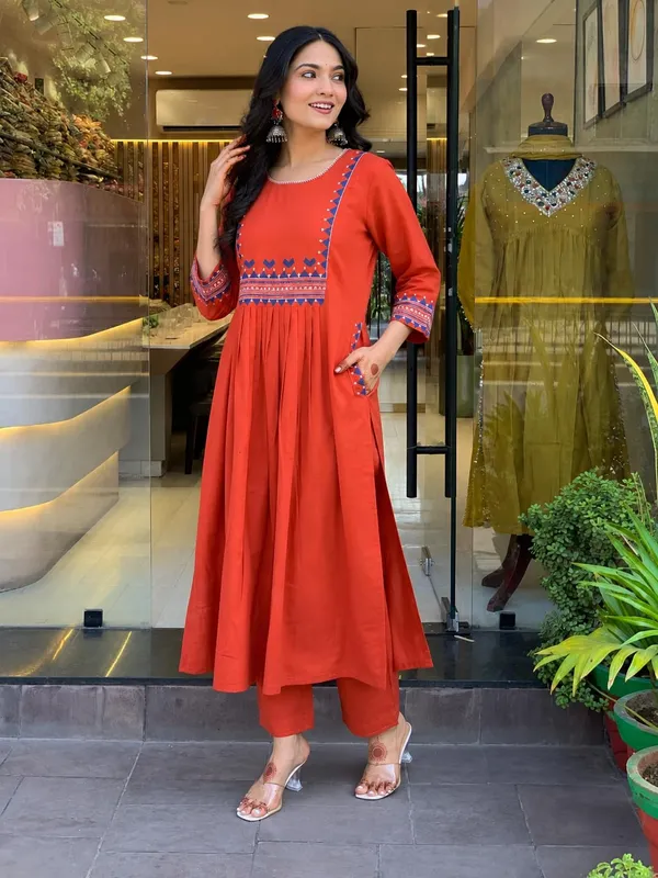 Women_S_Rayon_Embroidered_Kurti_With_Pant_Set_End