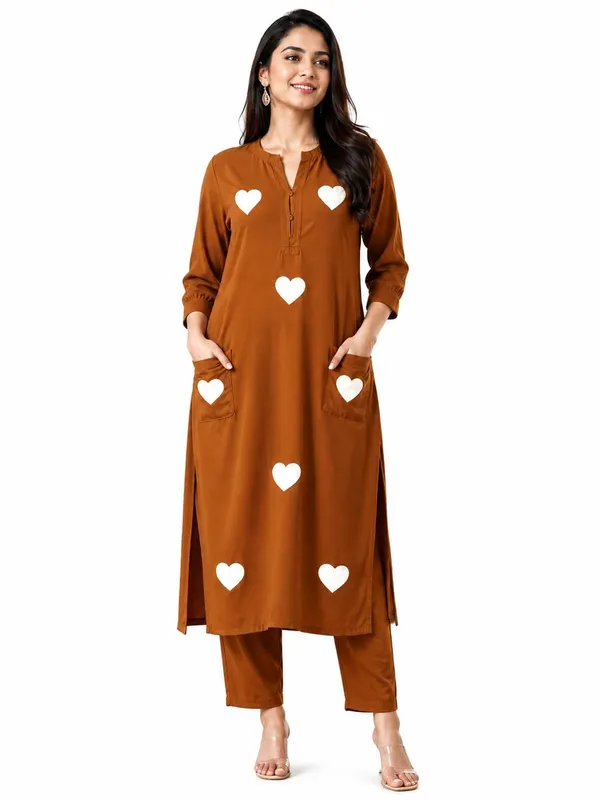 Women_S_Cotton_Embroidered_Kurti_With_Pant_Set