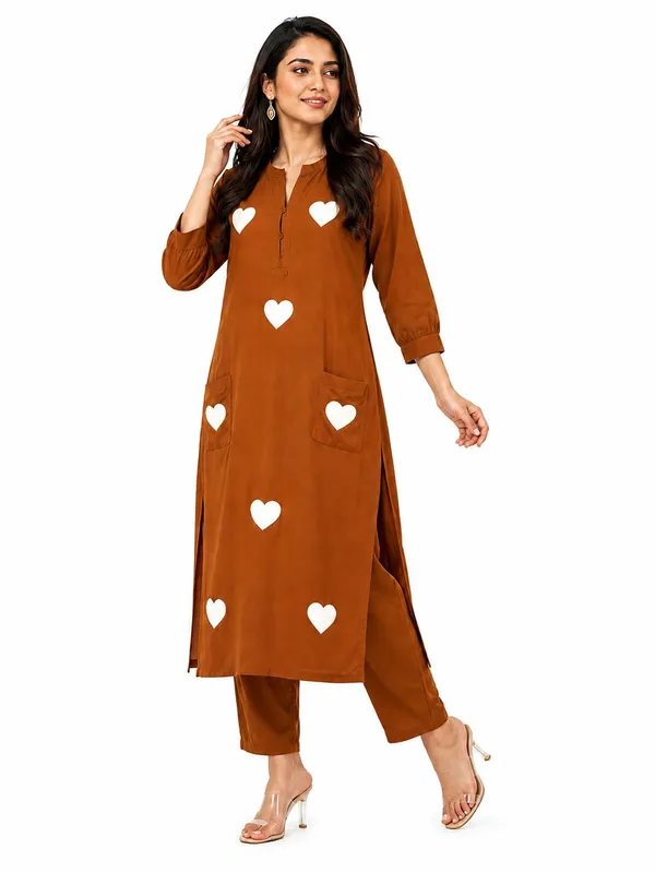 Women_S_Cotton_Embroidered_Kurti_With_Pant_Set