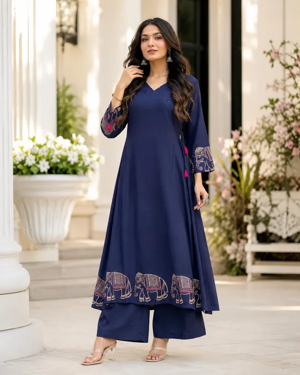Women_S_Rayon_Embroidered_Kurti_With_Pant_Set