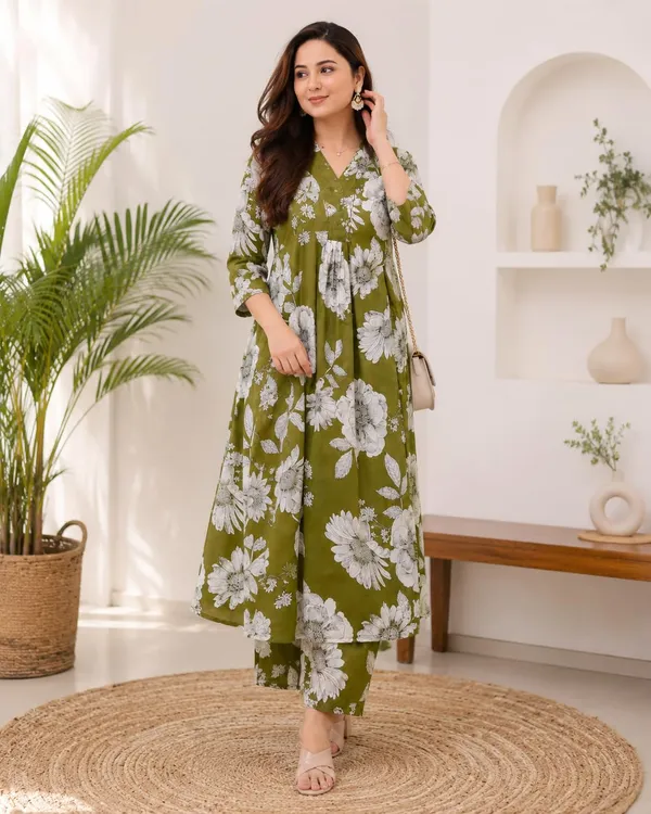 Women_S_Cotton_Kurti_With_Pant_Set
