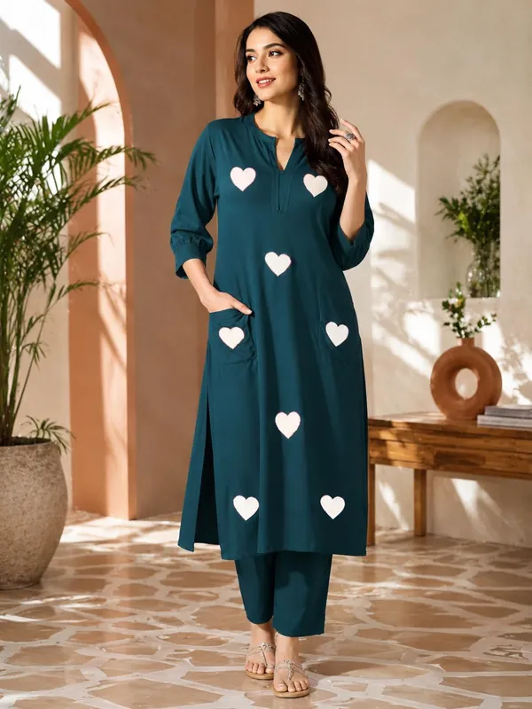 Women_S_Cotton_Embroidered_Kurti_With_Pant_Set