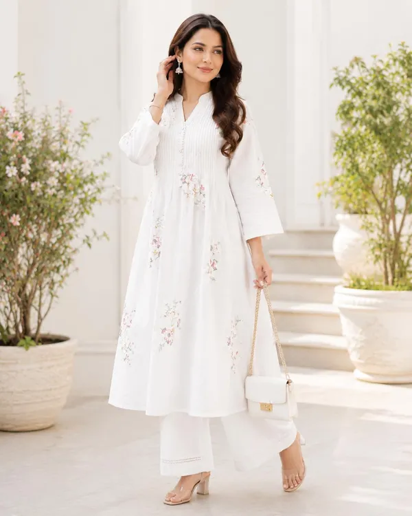 Women_S_Cotton_Embroidery_Kurti_With_Pant_Set