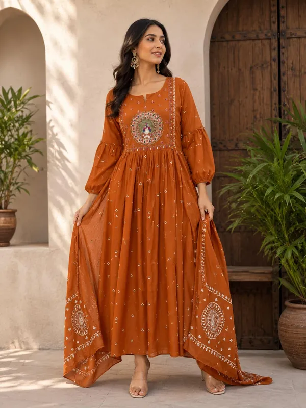 Women_S_Cotton_Embroidered_Anarkali_Kurti_With_Dupatta_Set