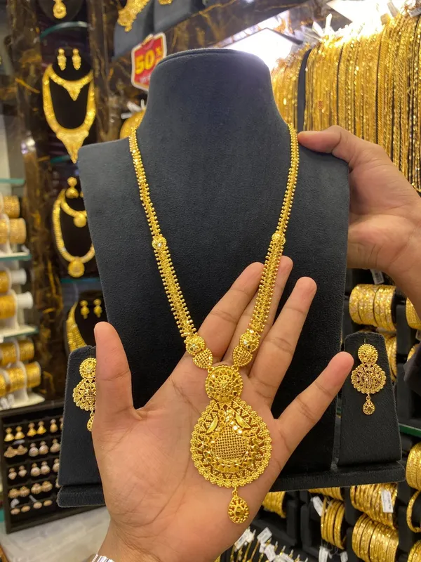 Calcutta_Style_Gold_Plated_Long_Set