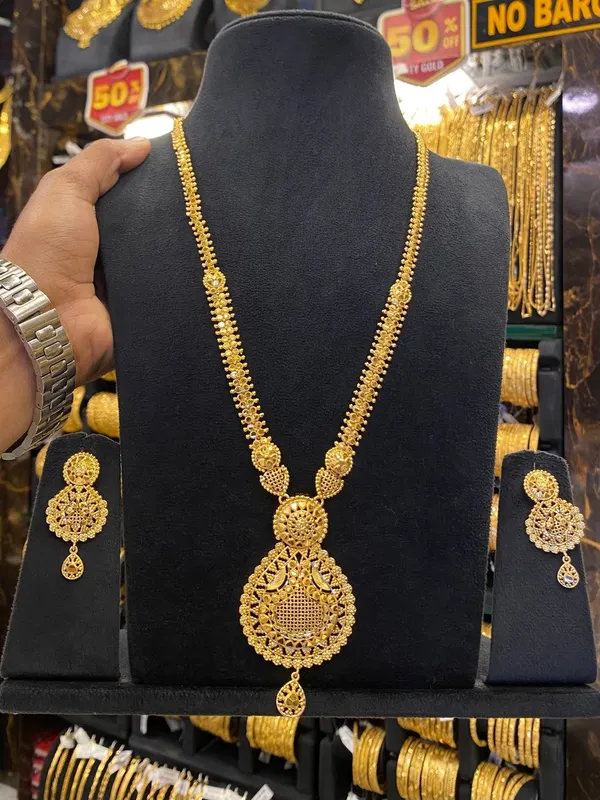 Calcutta_Style_Gold_Plated_Long_Set