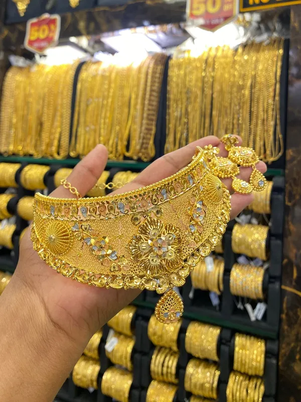 Gold_Plated_Calcutta_Choker_Tri_Mix