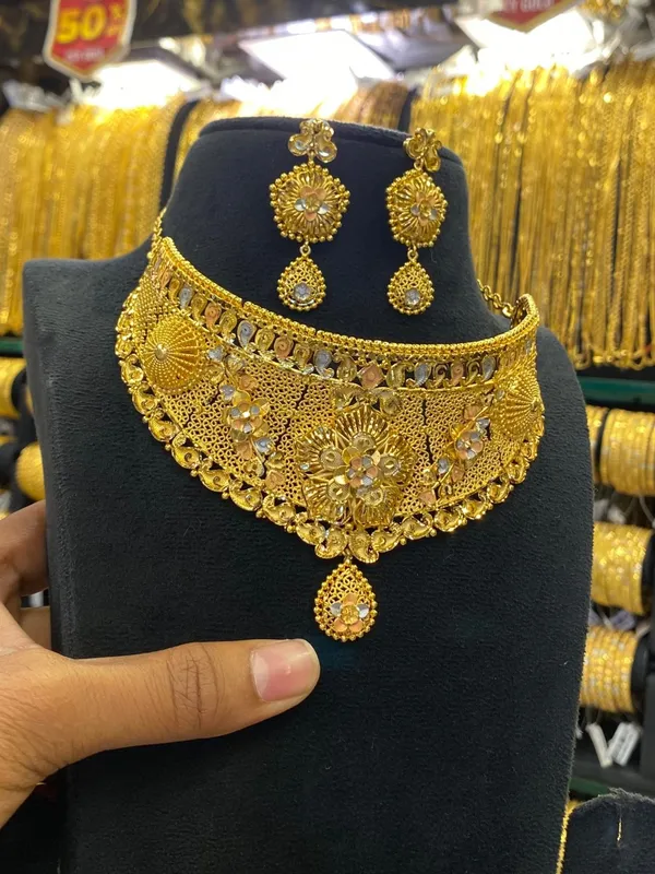 Gold_Plated_Calcutta_Choker_Tri_Mix