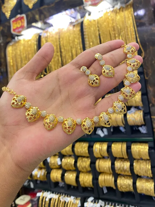 Statement_Neck_Set_Cz_Stone_Gold_Plated