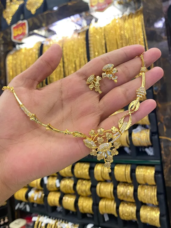 Statement_Neck_Set_Cz_Stone_Gold_Plated