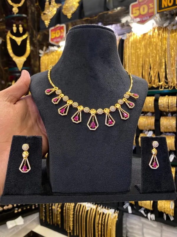 Statement_Neck_Set_Cz_Multi_Stone_Gold_Plated