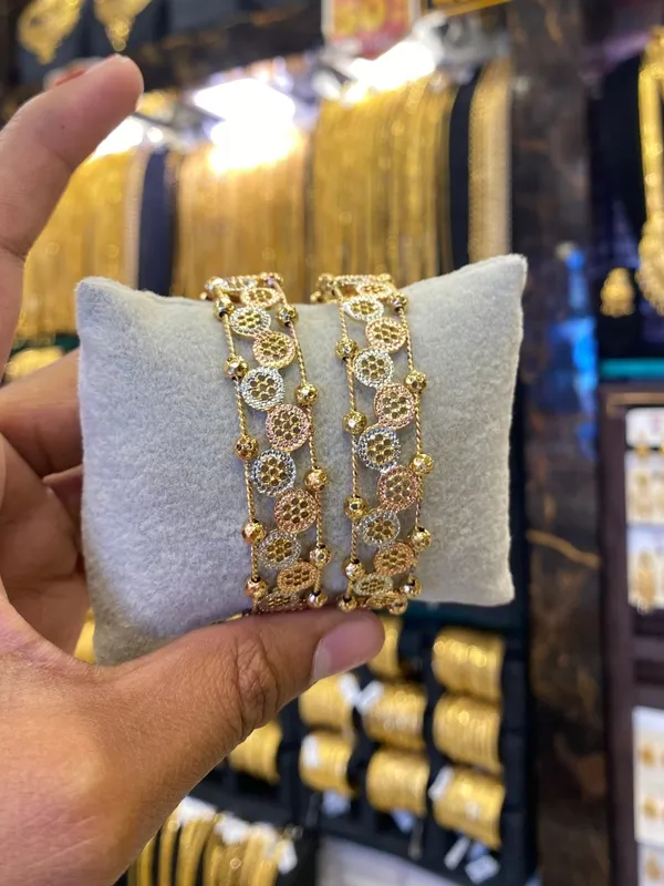 Arabic_Style_Bangle_Sparkling_Ball