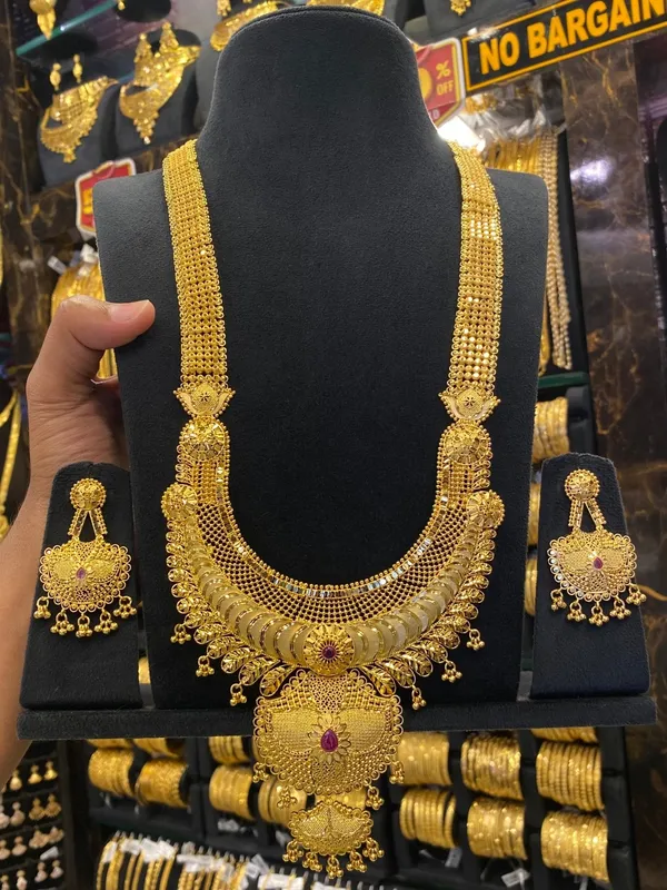 Calcutta_Style_Heavy_Bridal_Set_Full_Gold_Gold_Plated