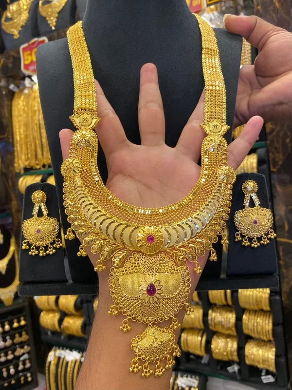 Calcutta_Style_Heavy_Bridal_Set_Full_Gold_Gold_Plated