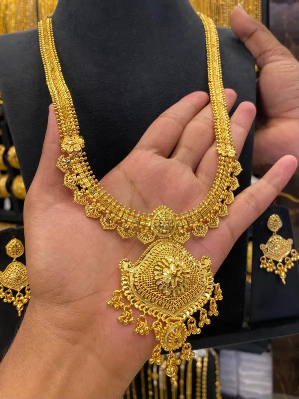 Calcutta_Style_Heavy_Long_Set_Full_Gold_Gold_Plated