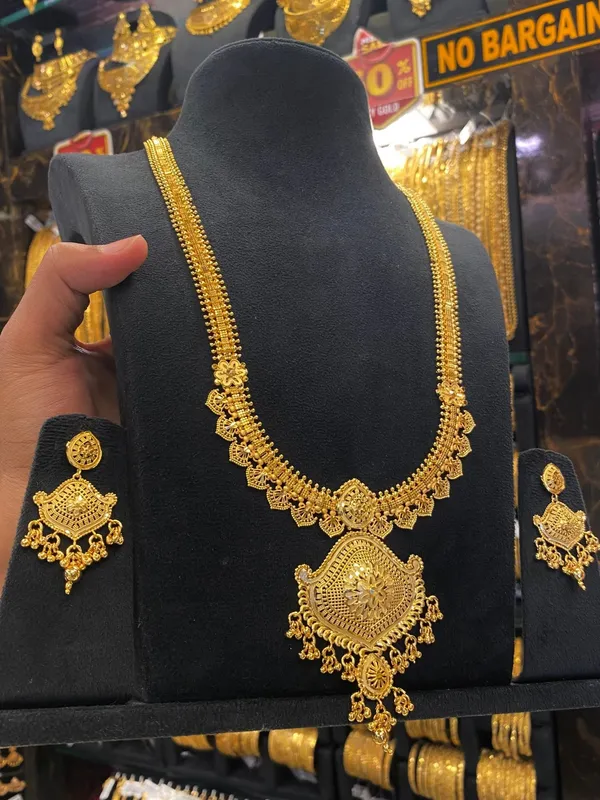 Calcutta_Style_Heavy_Long_Set_Full_Gold_Gold_Plated