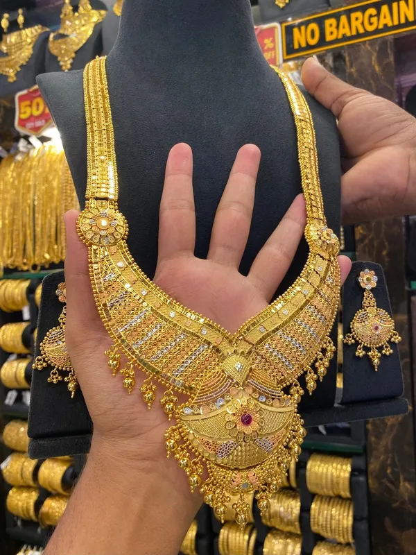 Calcutta_Style_Heavy_Bridal_Set_Tri_Mix_Gold_Plated