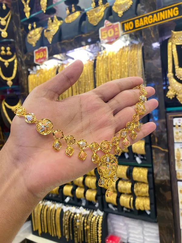 Turkish_Neck_Set_Tri_Colour