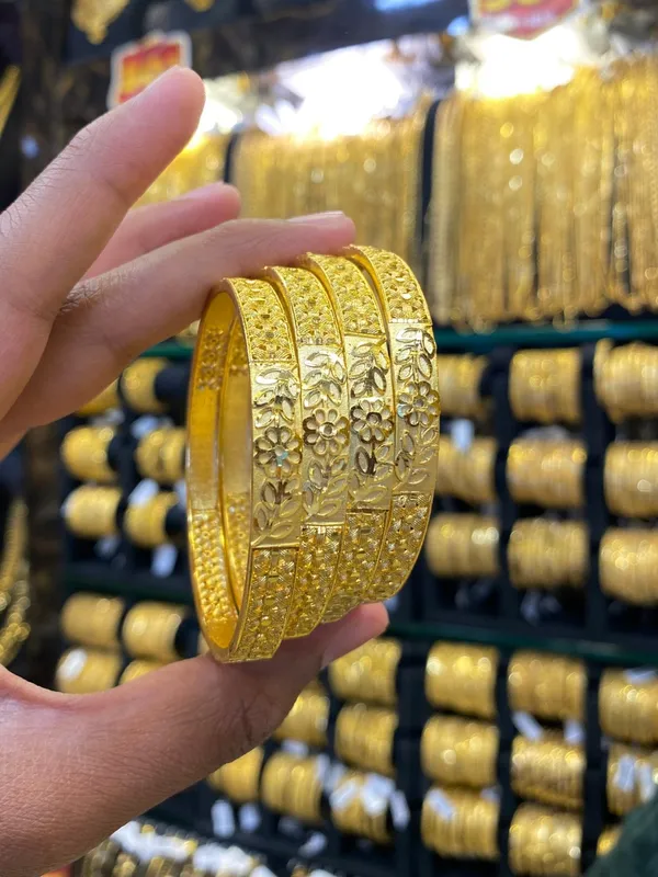 Gold_Plated_Bangle_Set_Of_4