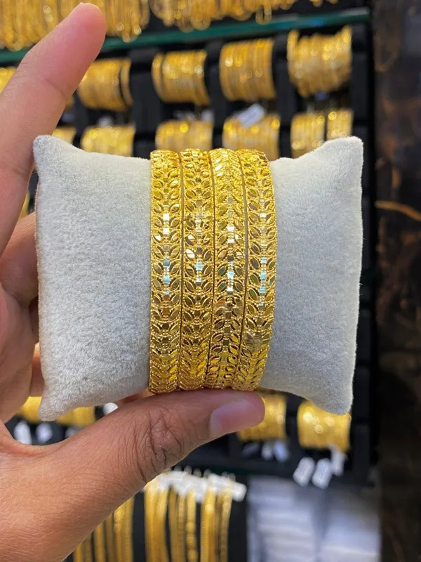 Gold_Plated_Bangles_Set_Of_4