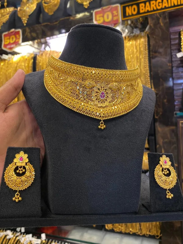 Calcutta_Style_Choker_Gold_Plated