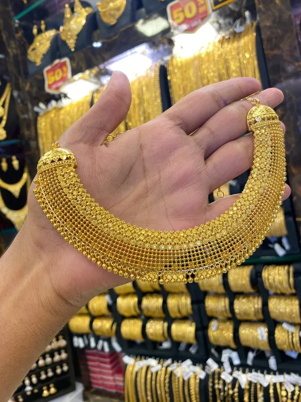 Calcutta_Style_Neck_U_Set_Gold_Plated