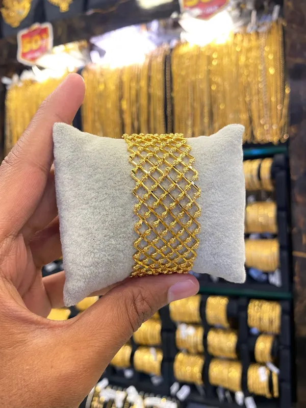 Gold_Plated_Bangle_Kada_1Pcs_Netted_Style