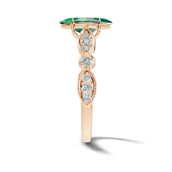 Rose_Green_Gemstone_Ring_For_Women