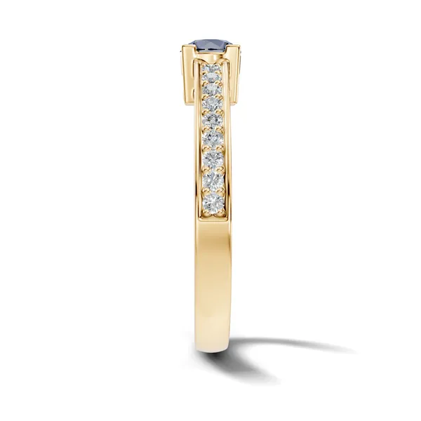 Rose_Gemstone_Ring_For_Women