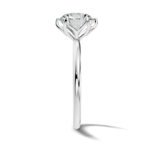 Solitaire_Style_Ring_For_Women