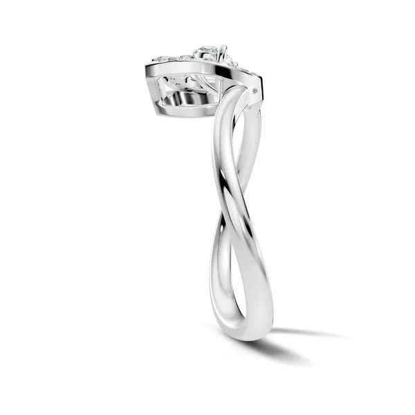 Crystal_Embellished_Twist_Band_Ring