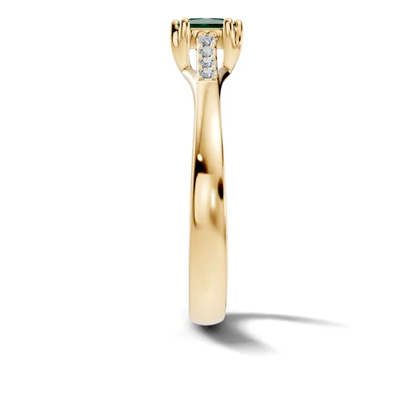 Green_Stone_Crystal_Ring_For_Women