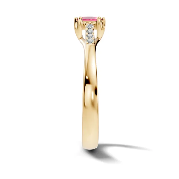 Pink_Gemstone_Ring_For_Women