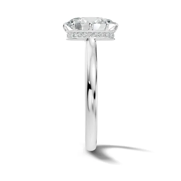 Oval_Solitaire_Ring_For_Women