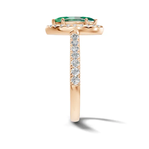 Green_Stone_Halo_Ring_For_Women
