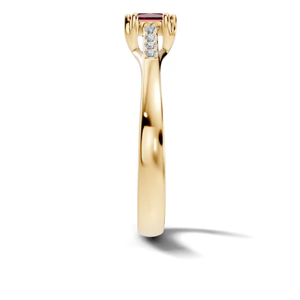 Red_Stone_Ring_For_Women
