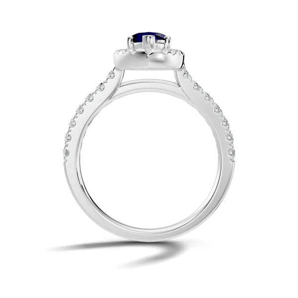 Sapphire_Halo_Ring_For_Women