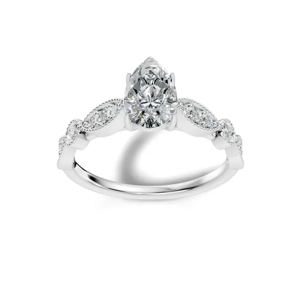 Oval_Stone_Engagement_Ring_For_Women