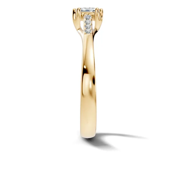 Solitaire_Ring_For_Women