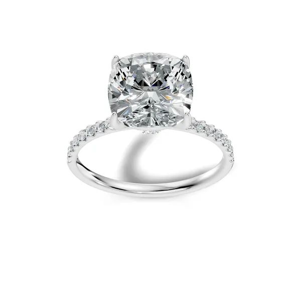 Solitaire_Style_Ring_For_Women