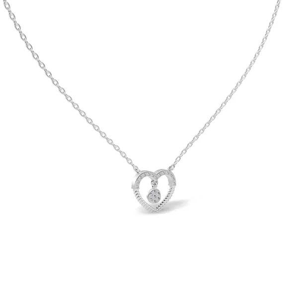 Heart_Pendant_Necklace_For_Women