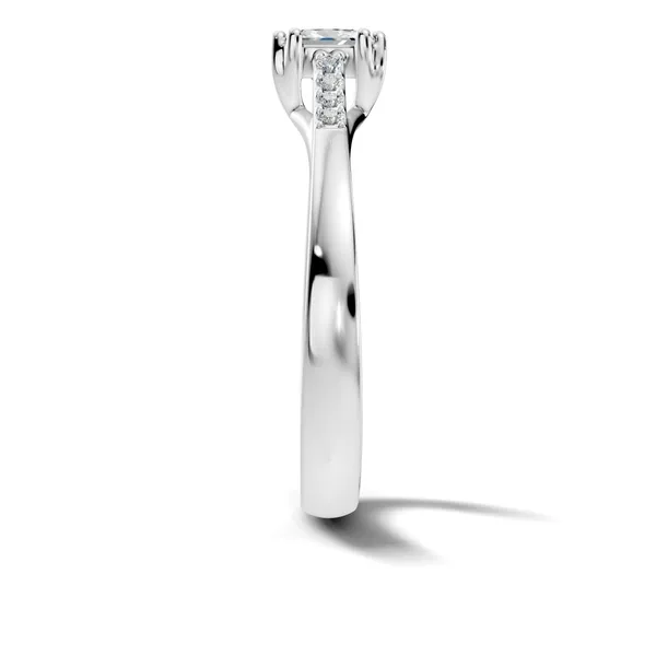Solitaire_Ring_For_Women