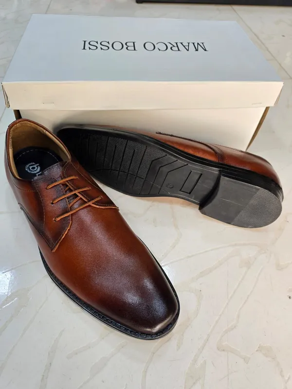 Brown_Formal_Lace-Up_Shoes_for_Men