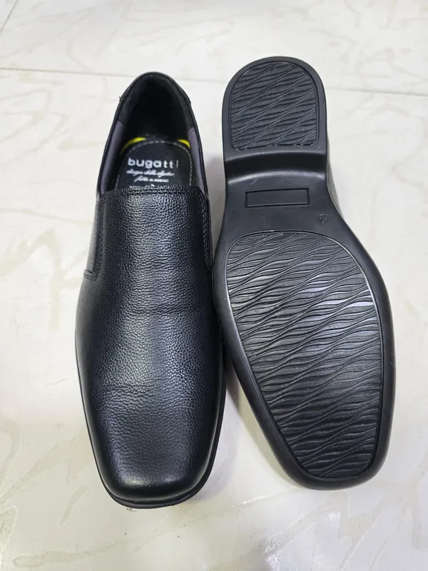 Black_Slip-On_Formal_Shoes_for_Men
