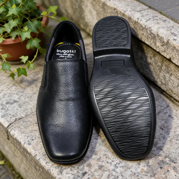 Black_Leather_Slip-On_Formal_Shoes_For_Men