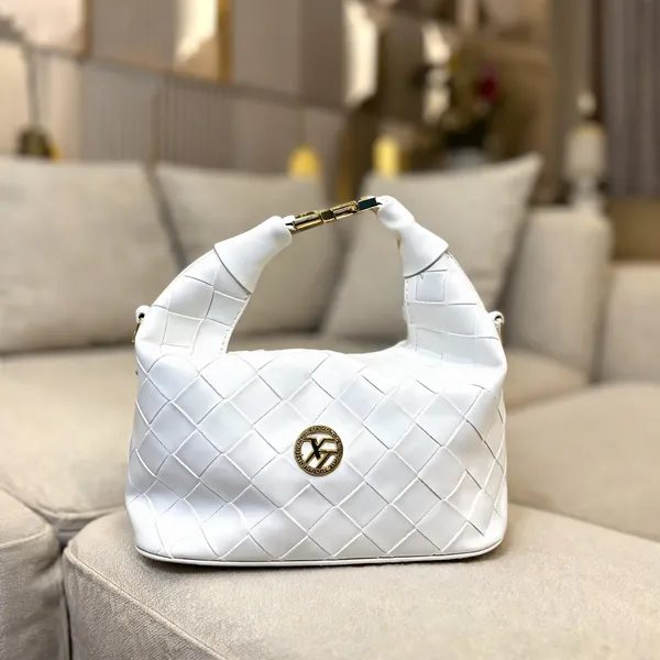White_Quilted_Shoulder_Bag_for_Women