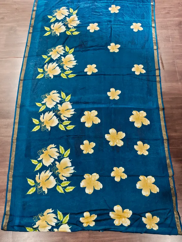 Blue_Floral_Print_Saree_for_Women