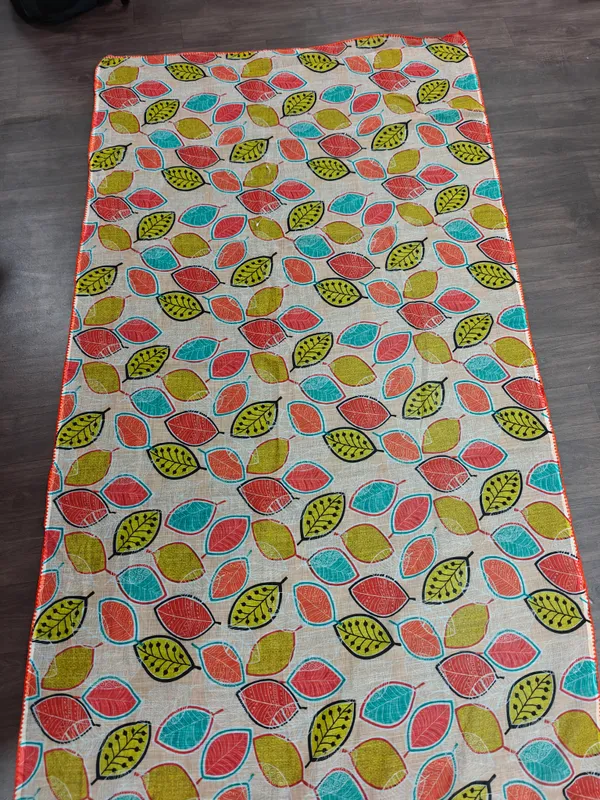 Fabric_Reversible_Leaf_Print_Saree
