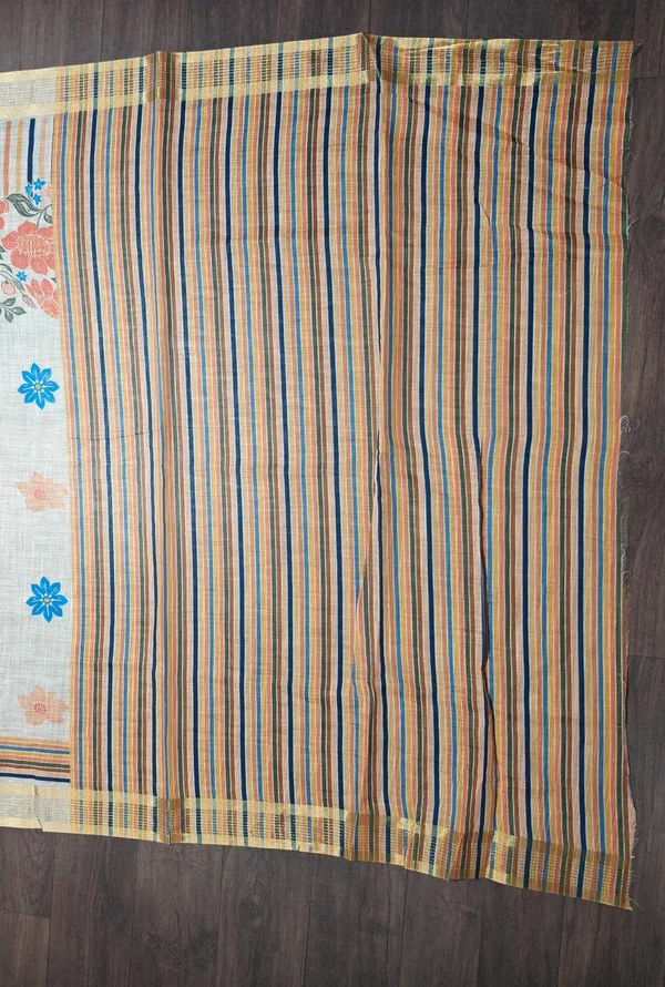Multicolor_Printed_Saree_With_Blouse_Piece